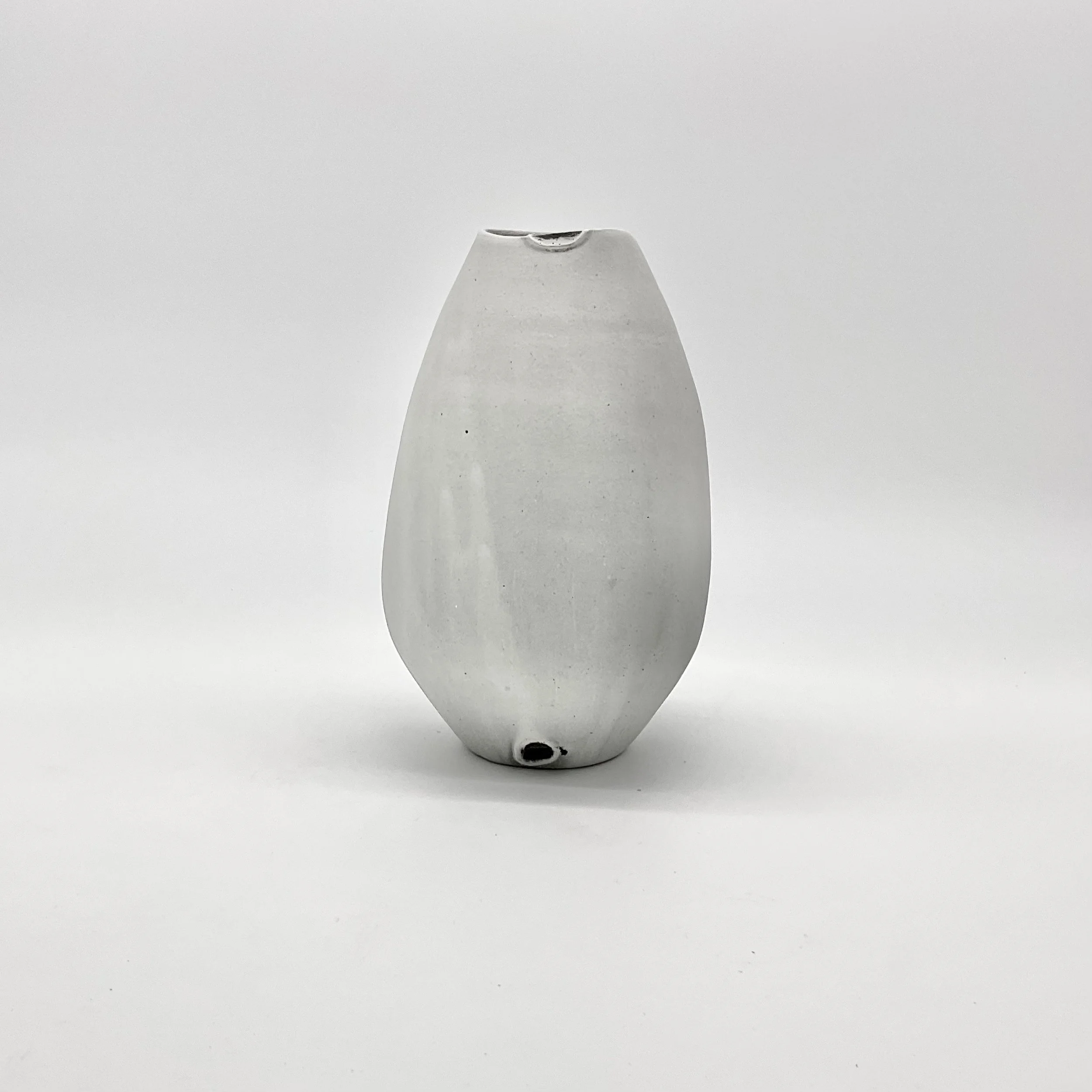 FRGMT M'Quve's Vase Black Whiteセット ✨ FRGMT x Gundam collaboration item. Lottery open Feb 17 at